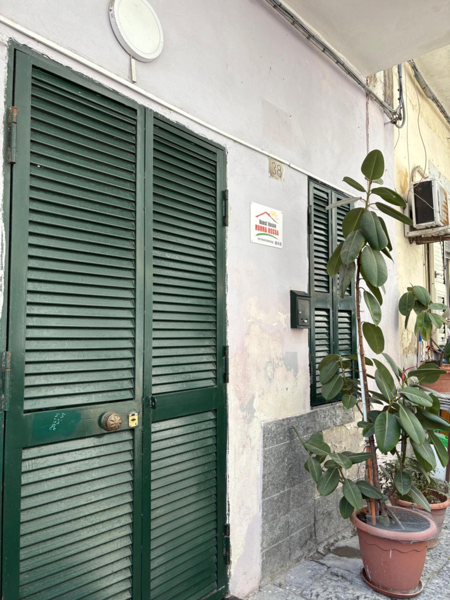 Guest House “Nonna Rossa” Napoli Eksteriør bilde